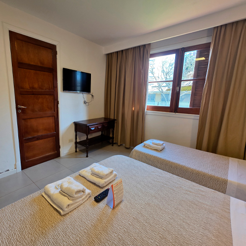 Habitación Cuadruple Premium Hotel Moderno Necochea